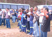 Duas mortes: metalúrgicos na Gerdau protestam contra má condição de trabalho em Ouro Branco