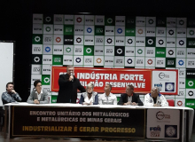 Metalúrgicos de Minas Gerais debatem indústria nacional e campanha salarial 