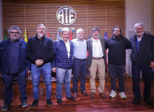 CNM/CUT debate futuro da indústria e integração na Argentina