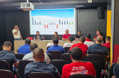 Indústria automotiva mobiliza trabalhadores em debate nacional estratégico no ES