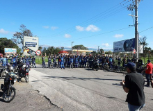 Trabalhadores da GV do Brasil fazem protesto de 2 horas por reajuste de salário