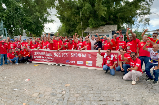 Após atropelamento, Sindmetal-PE volta à Aluvid em ato de repúdio