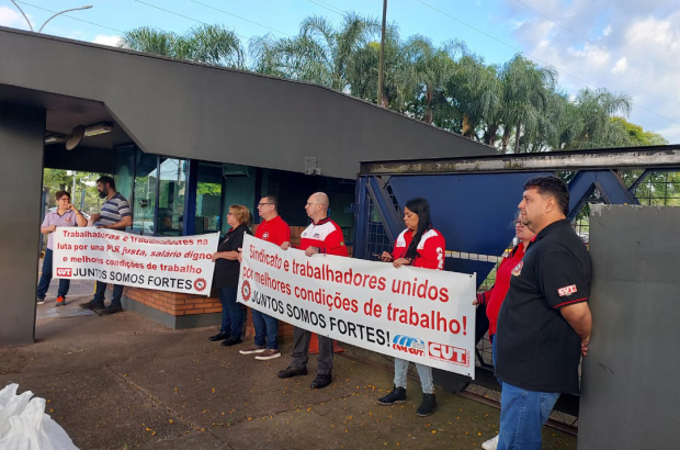 Assembleia na Gerdau, em São Leopoldo, reúne trabalhadores por mais respeito