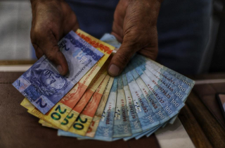 Veja faixas e alíquotas das novas tabelas do Imposto de Renda 2026