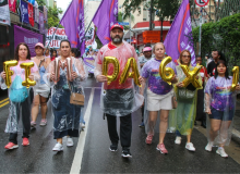 8 de Março leva milhares às ruas por direitos e contra violência às mulheres