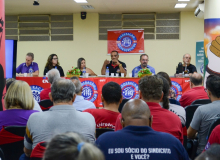 Metalúrgicos da CUT-RS definem pauta para campanha salarial em plenária estadual