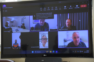 Metalúrgicos de Porto Alegre discutem condições de trabalho de imigrantes argentinos