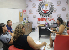 Coletivo de Mulheres em Pernambuco faz reunião de planejamento para o Outubro Rosa