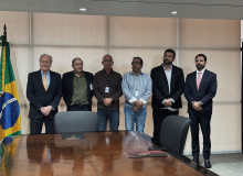 Em Brasília, Metalúrgicos da CUT debatem indústria da defesa e China