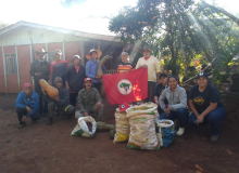MST doa 30 toneladas de alimentos em Guarapuava/PR, nesta sexta-feira