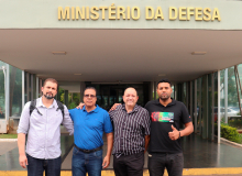 Trabalhadores querem participar dos debates sobre Defesa no Brasil