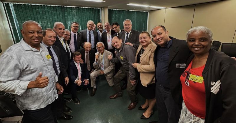 Metalúrgicos do Brasil organizam ofensiva no Senado em defesa da redução da jornada